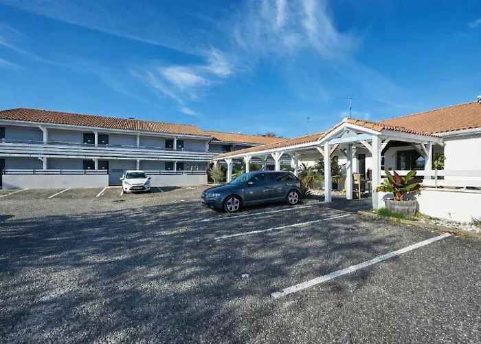 Kyriad Bordeaux - Merignac Aeroport