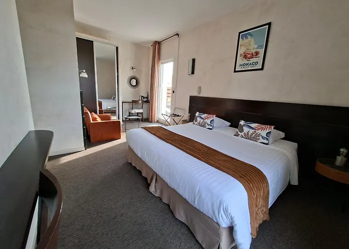 Logis Hotel Synaya