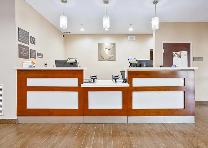 Comfort Inn & Suites Montgomery East Carmichael Rd
