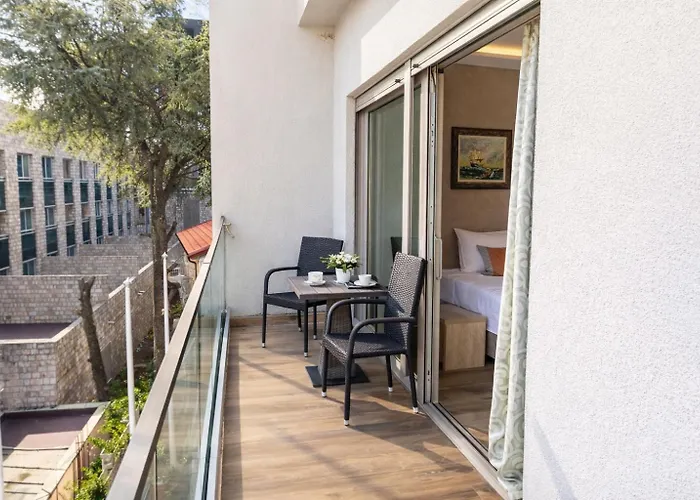 Hotel Butua Residence