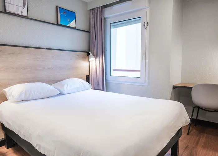 Ibis Agen Centre - Rénové en 2026