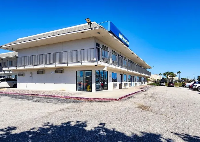 Studio 6 Galveston TX