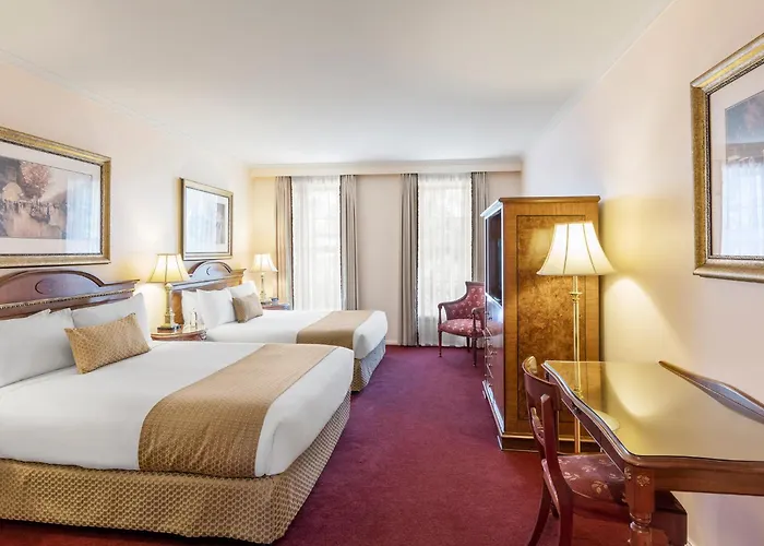 Canterbury International Hotel