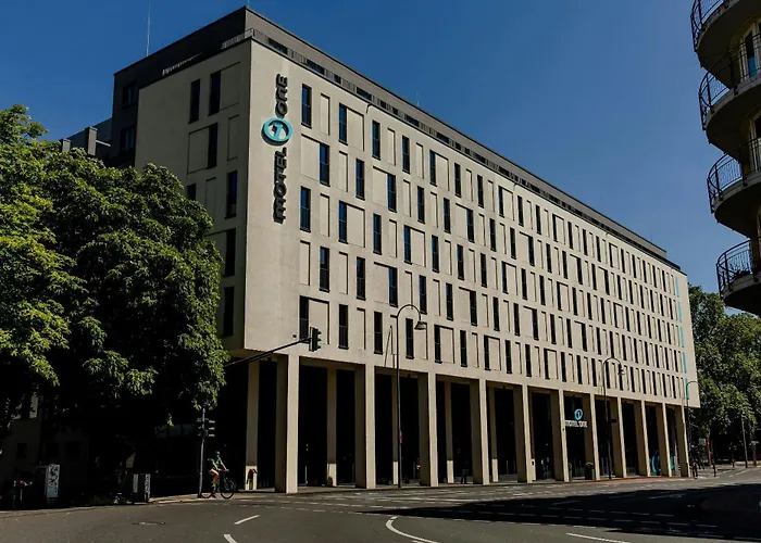 Motel One Koeln-Mediapark