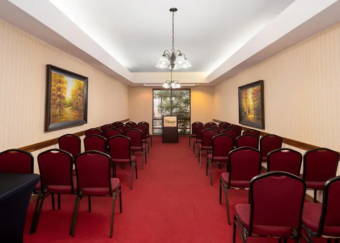 Mcm Elegante Suites Abilene