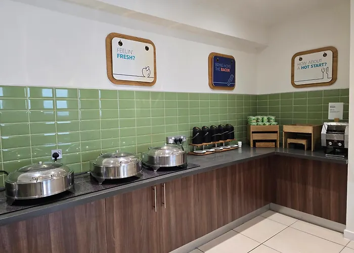 Holiday Inn Express Wakefield By Ihg