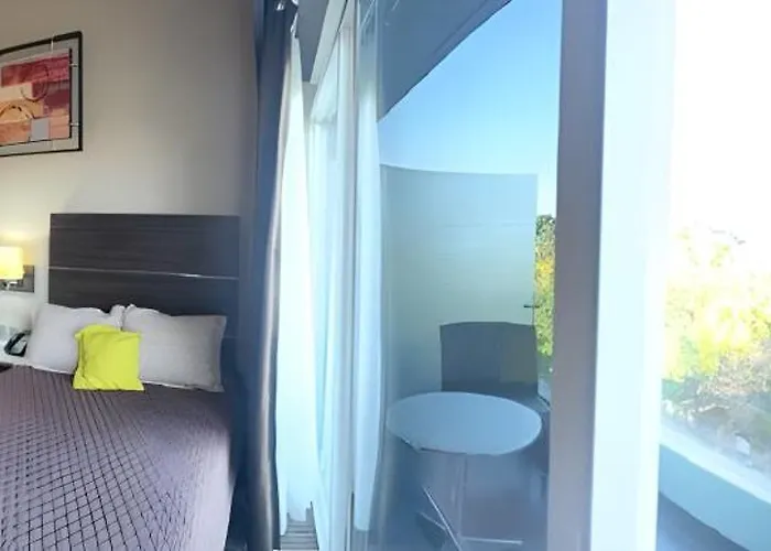 Hotel Real Alameda De Queretaro