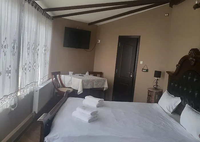 Pensiunea Taverna Bucium