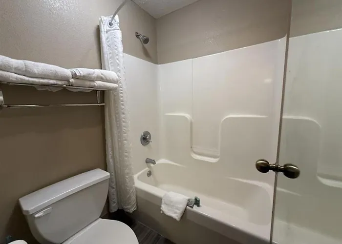 Surestay By Best Western Grove City