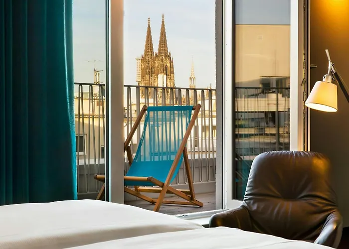 Motel One Koeln-Neumarkt