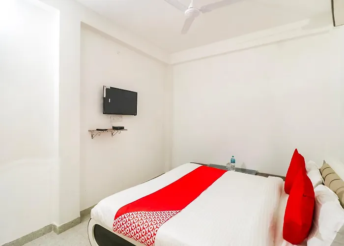 Hotel O By Oyo Arpit Hotel Jhusi Railway Station