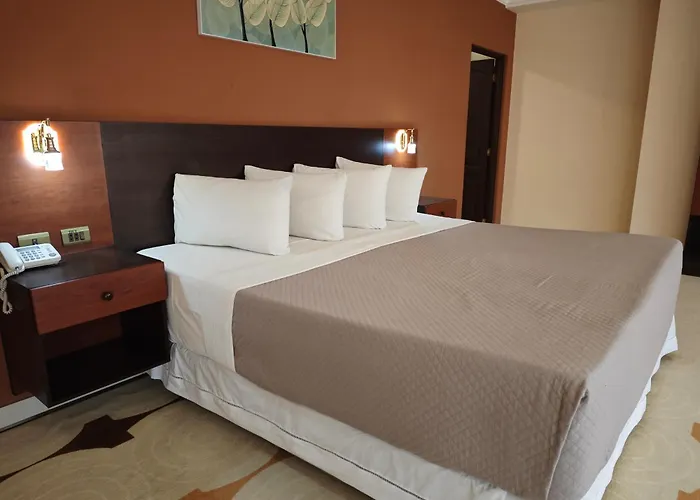 Hotel Pairumani