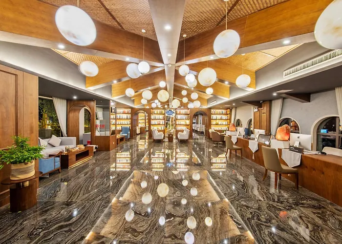 Roy Sean Castle Resort Inn-Zhangjiajie Tianmenshan Cableway Branch
