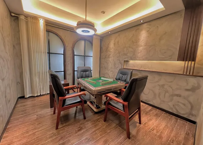 Roy Sean Castle Resort Inn-Zhangjiajie Tianmenshan Cableway Branch