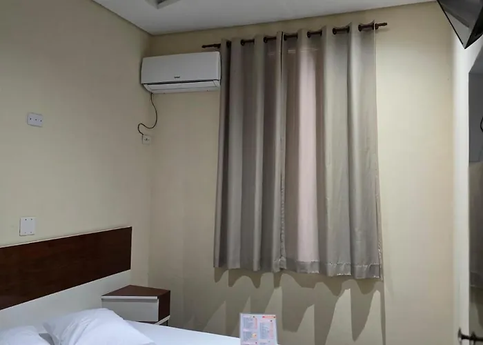 Hotel Centro Santos Próximo ao Porto e Rodoviária
