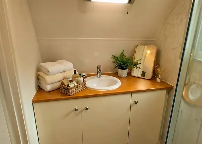 Caplor Glamping & Lodges