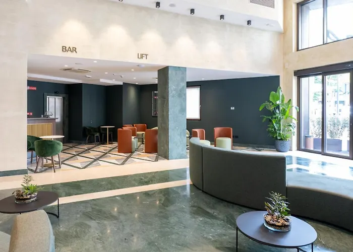 Porta Altinia Suites