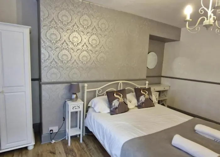 Lilyrose Hotel