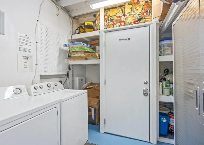 Key West Villa 3 Min To #1 Beach • Pool • Bbq