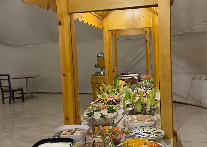 Rum Plaza Luxury Camp