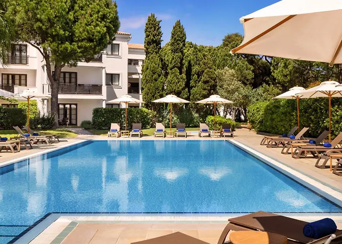 Pine Cliffs Suites