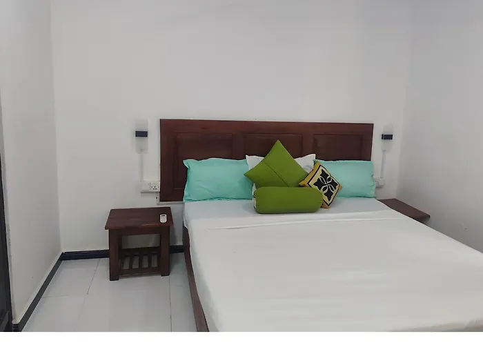White Villa Hotel