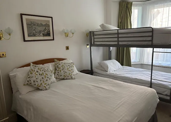 Keats Green Hotel