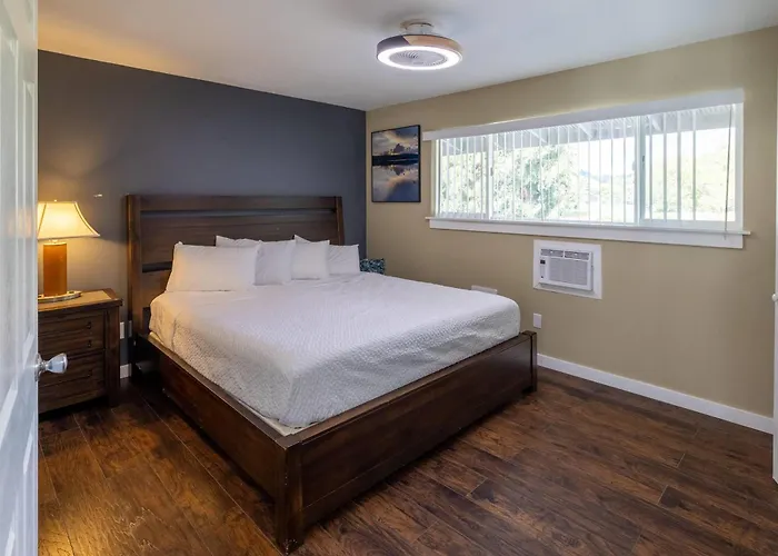 Interurban Suites Hotel, A Dazzler Select By Wyndham