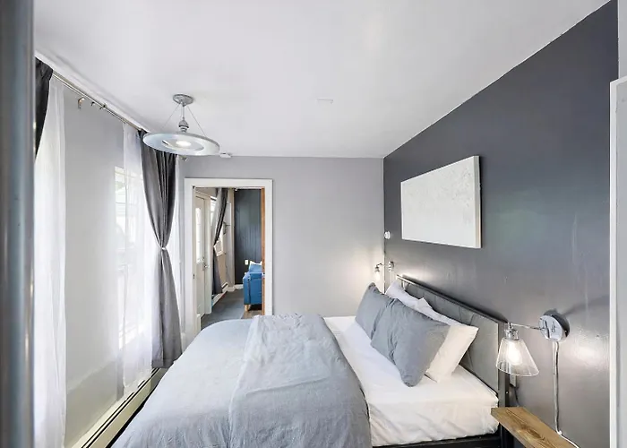 Stylish And Pet-Friendly Apartment In Beacon