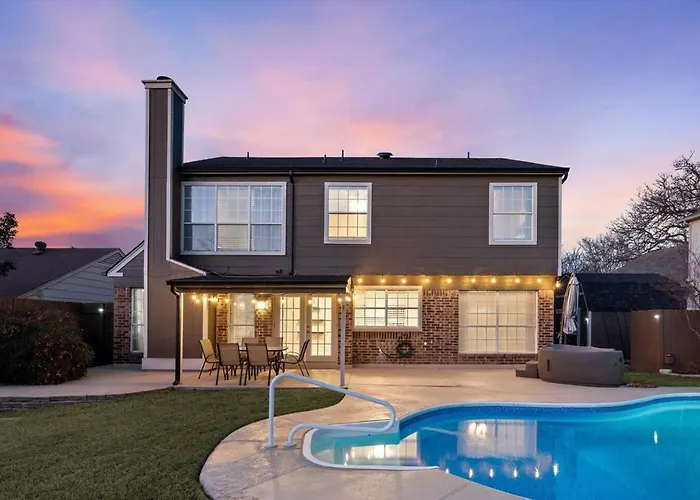 Brand New Stay! Pool • Hot Tub • Game Room Retreat