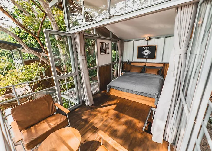 Shiva Lodge