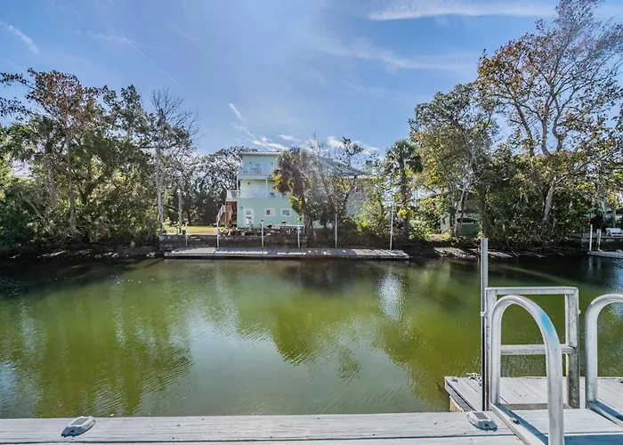 Wet Feet Retreat At Weeki Wachee, The Perfect Riverfront Escape