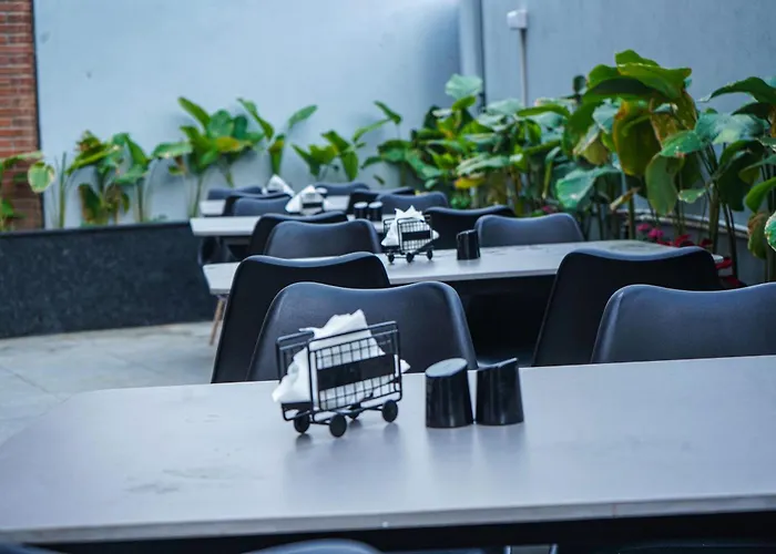 The Lovedale Kodaikanal Stay & Hotel
