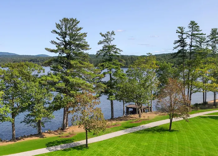 The Lake Estate On Winnisquam