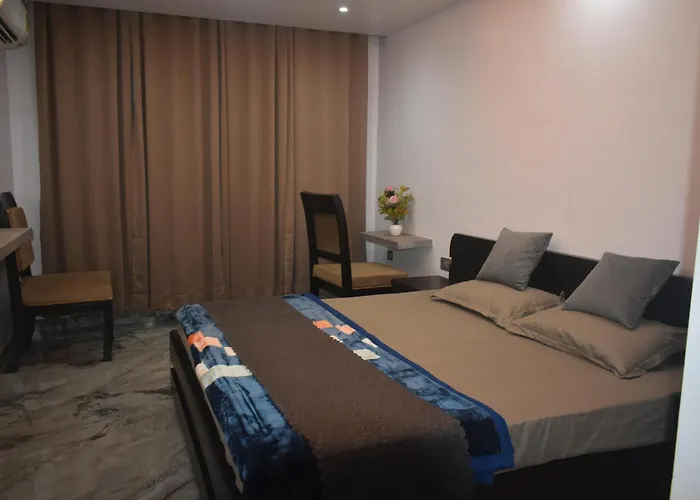 Hotel Neelkanth