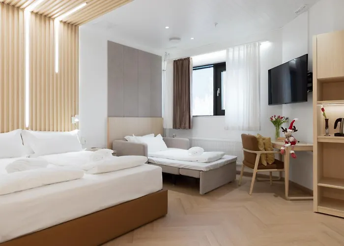 Polar Nook Hotel