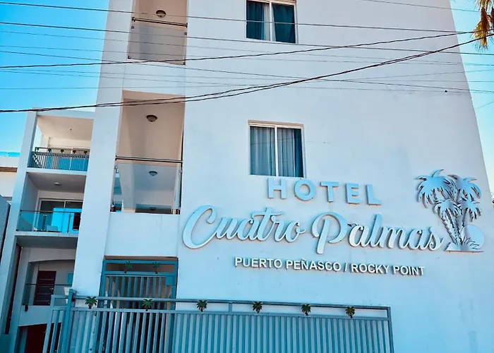 Cuatro Palmas Hotel