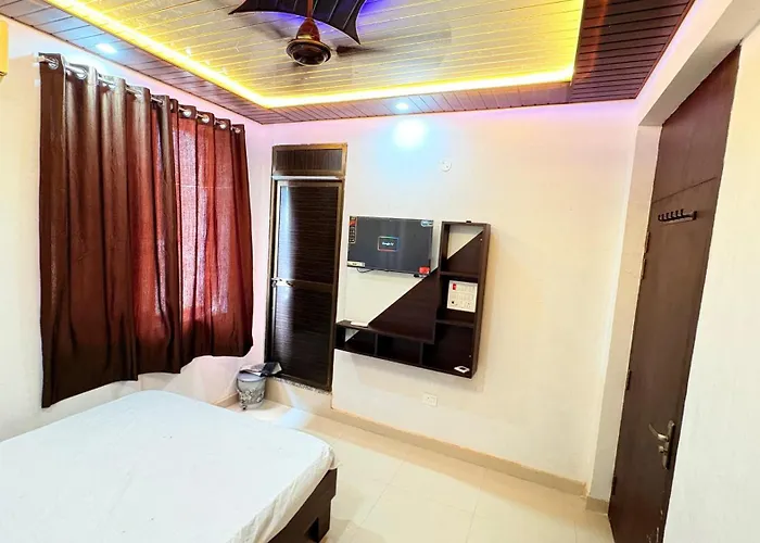 Hotel Mj Inn