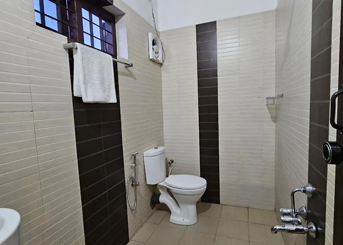 Mount Wave Holiday Pool Villa