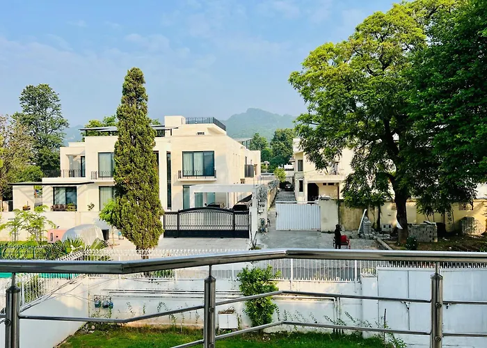 Grand Residency Guest House