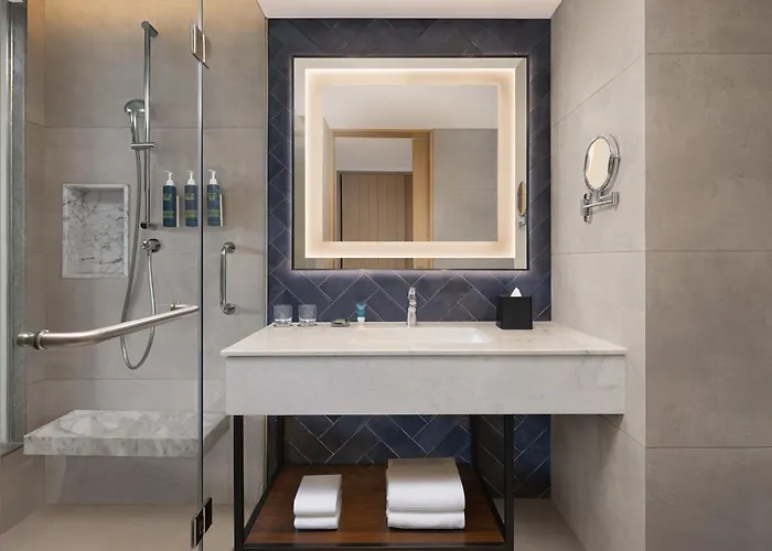 Four Points By Sheraton Amritsar, Mall Road