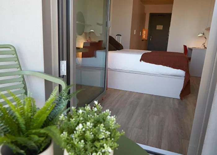 aparto Diagonal Suites