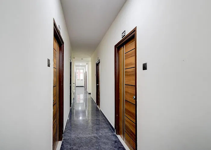 Fabhotel High Rise Kokapet