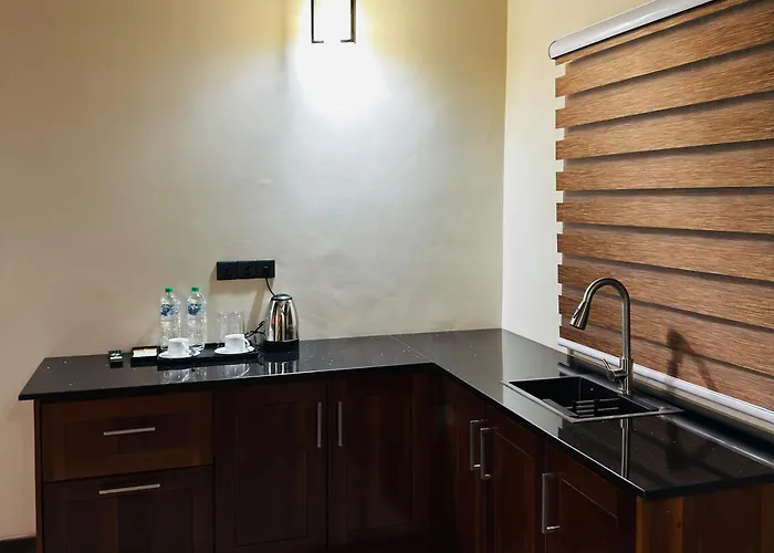 LeisureO Hotel&Spa Negombo