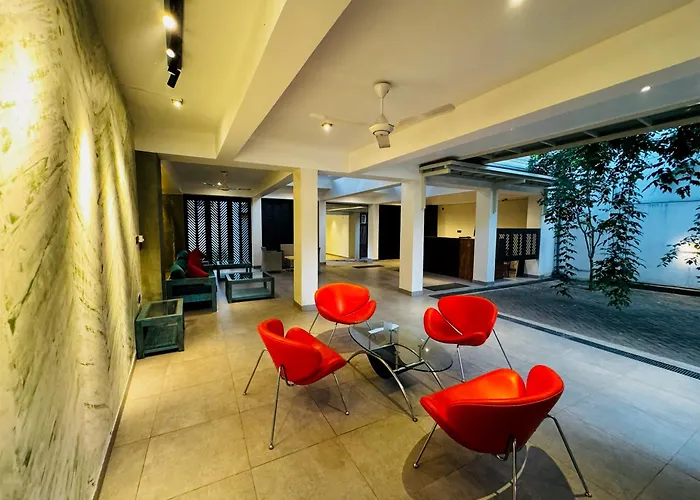 LeisureO Hotel&Spa Negombo