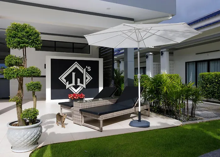 Jjs Residence