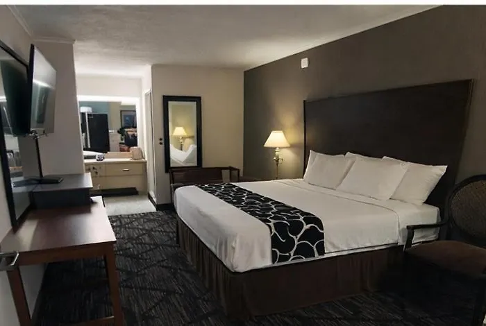 New Travel Inn