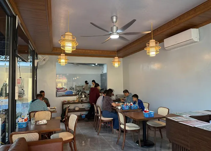 Avenue Hotel Vangvieng