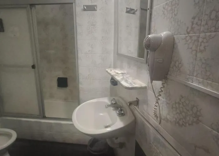 Ahm Hotel