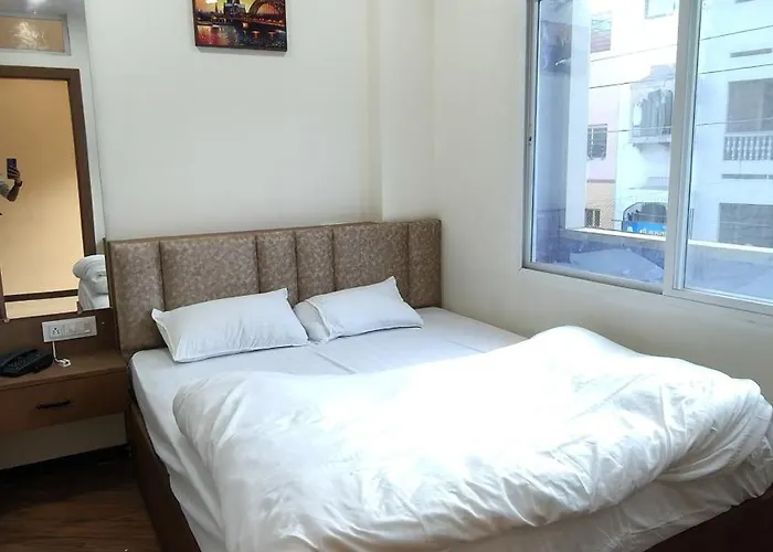 Hotel Shivaarambh Homestay